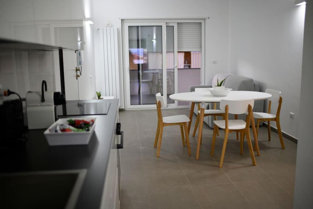 Matilde'S Flat Apartment Milazzo Luaran gambar
