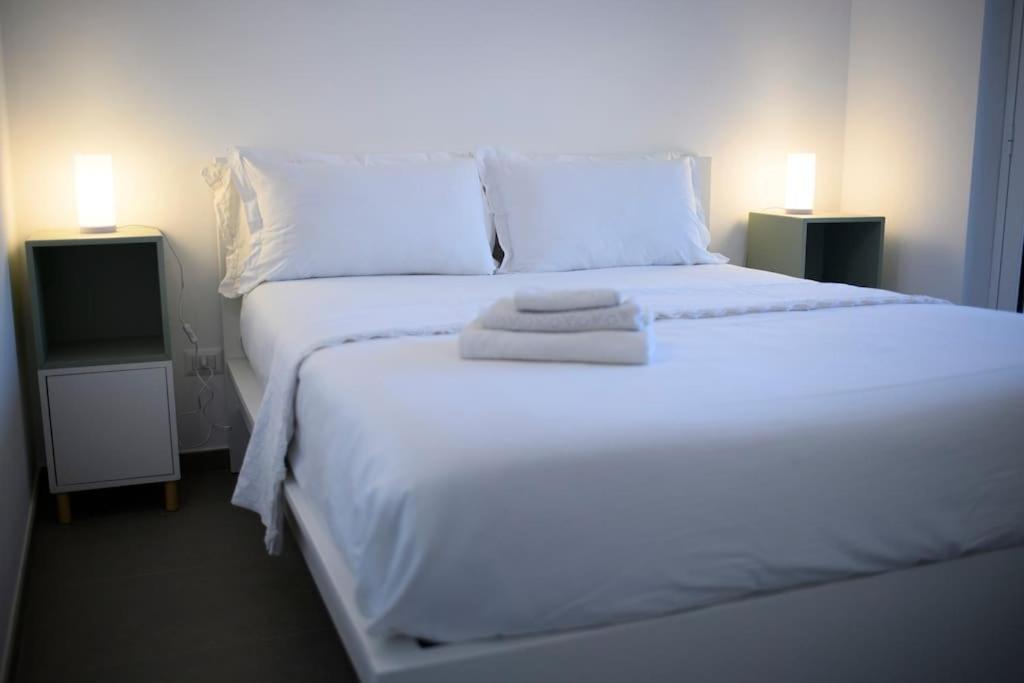 Matilde'S Flat Apartment Milazzo Luaran gambar